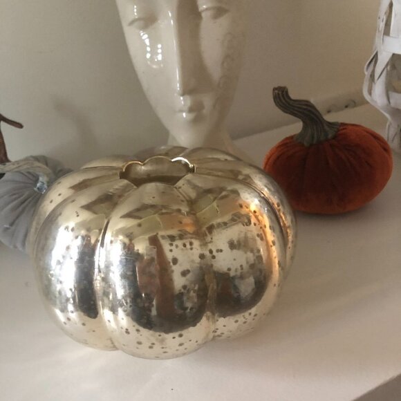 PIER 1 MERCURY PUMPKIN TEA LIGHT CANDLE HOLDER - Picture 2 of 4